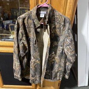 Columbia long sleeve shirt